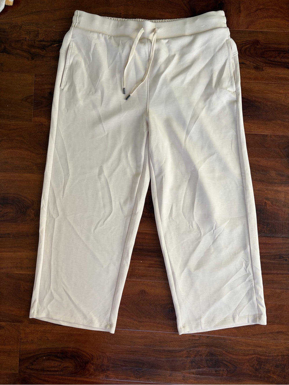 Women's Cream Cropped Drawstring Pants